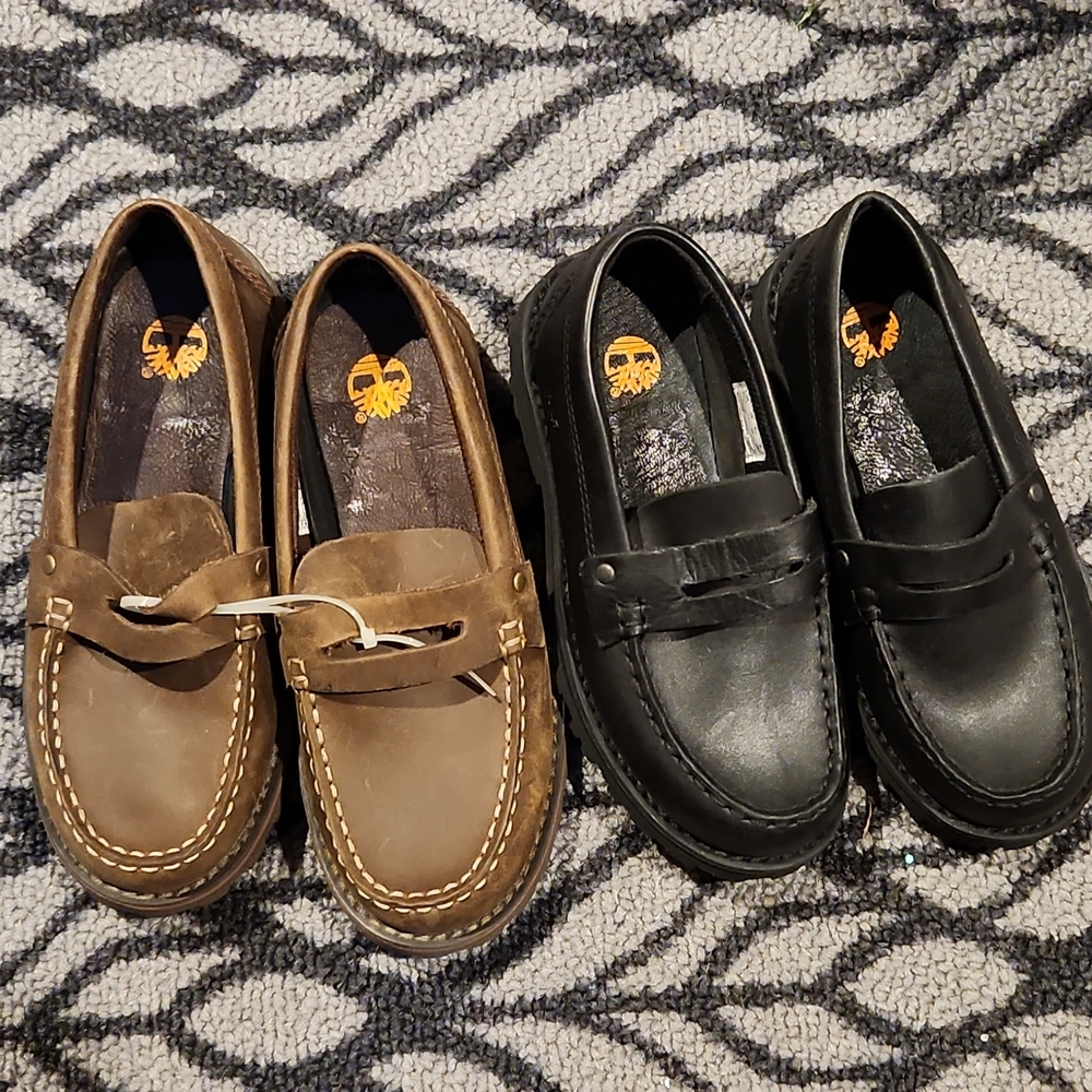 Timberland leather loafers Shoes for Boys Sizes 11.5 and 12.5 Brand New